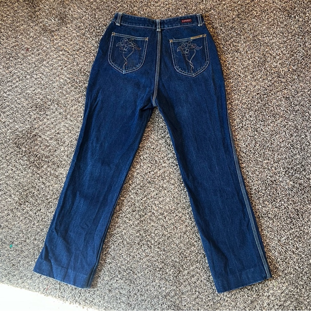 Vintage 70s Sopraffino high-waisted, straight-leg embroidered flower blue jeans